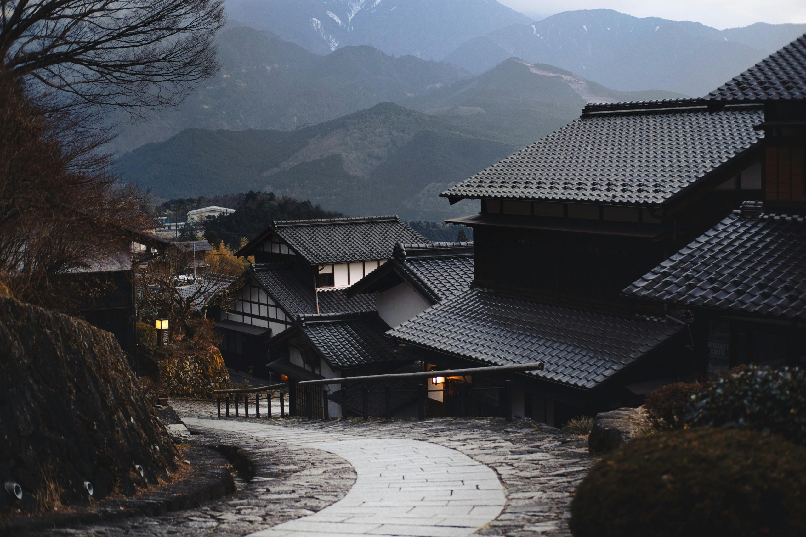 古い町